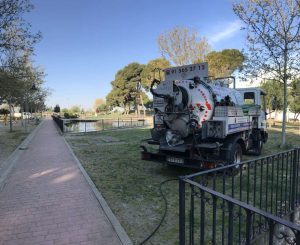 Desatrancos en Madrid con Camión Cuba Vinresa Poceros Madrid